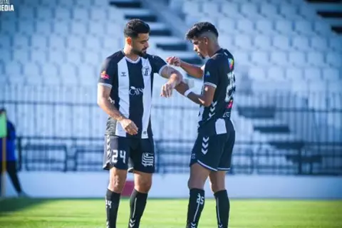 بعد غياب 286 يومًا.. المثلوثي يعود للظهور في الملاعب بقميص الصفاقسي التونسي